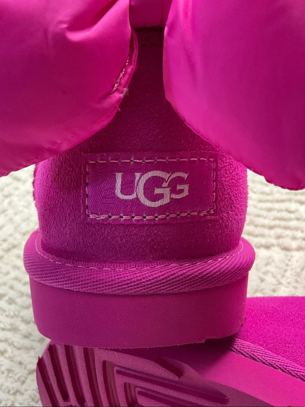 UGG Kids' Bailey Bow Maxi Hot Pink Size 3 Style#1130756K